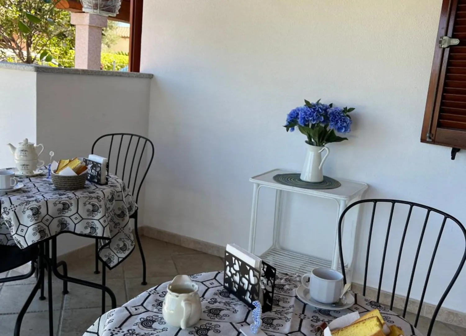 Bed & Breakfast B&Bcoccole San Teodoro  Italy