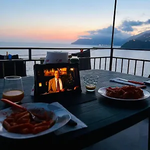 Nuova Vandiris , Manarola Italia
