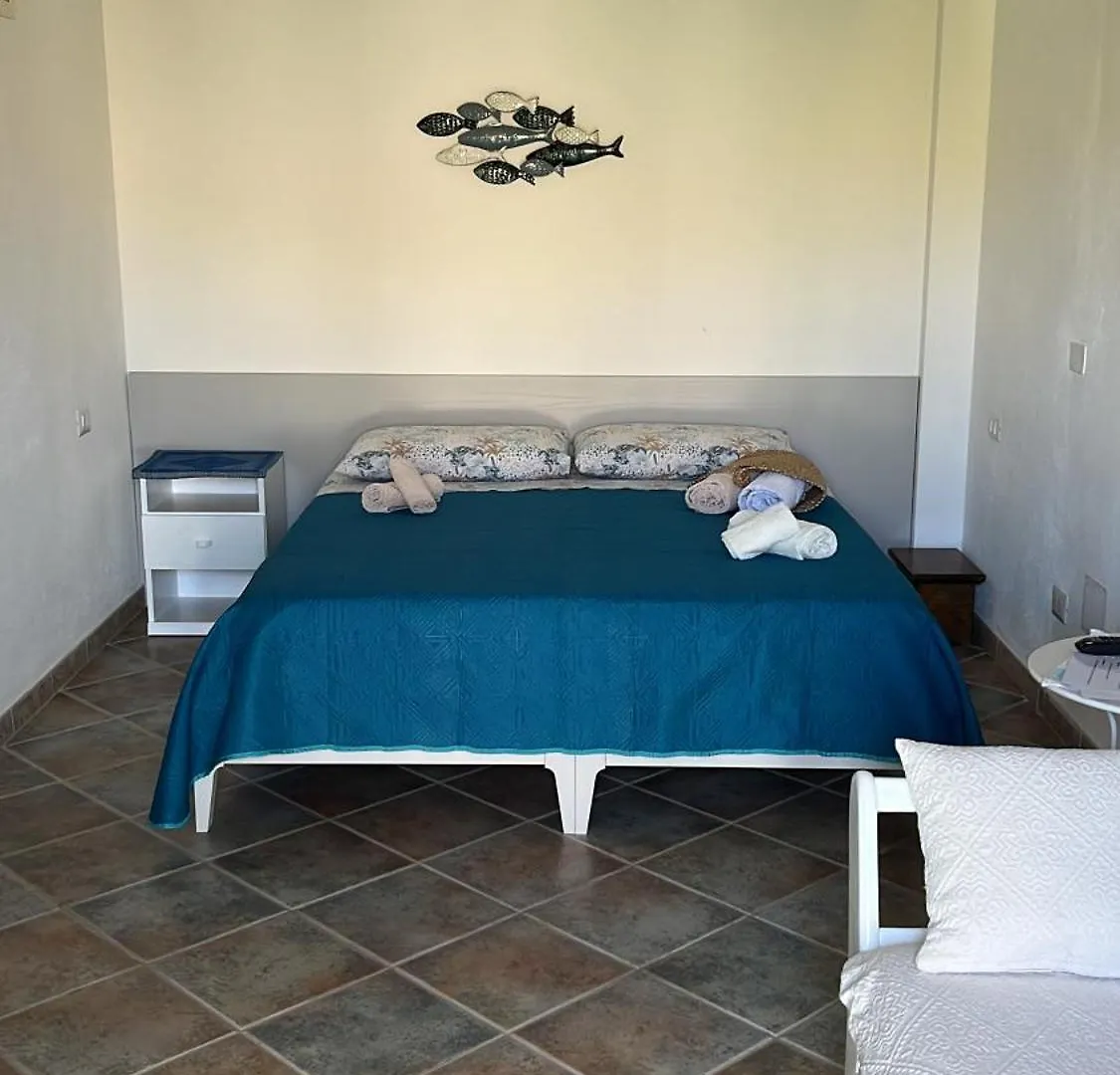 Bed & Breakfast B&Bcoccole San Teodoro  Italy